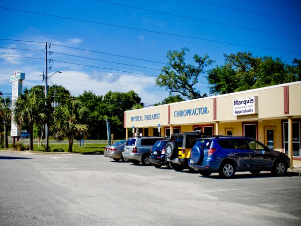 RB Office Park: 4657 Gulf Breeze Pkwy, Gulf Breeze, FL 32563